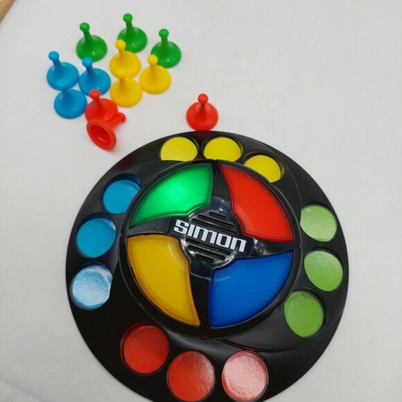 Simon Sorry! Game Replacement Simon Tokens Only Tested Works - Picture 2 of 5